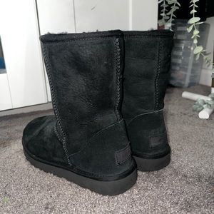 UGG black classic short size 8